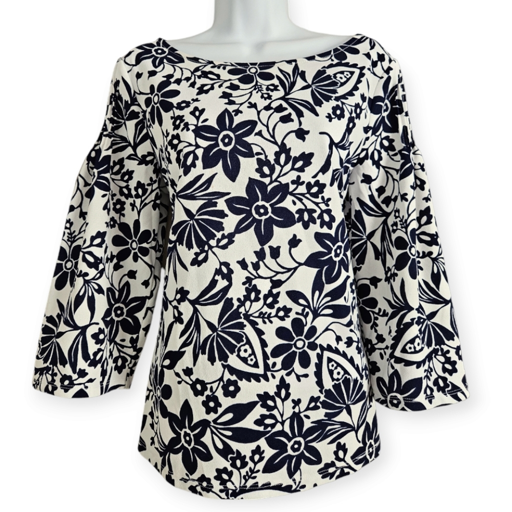 NWOT Talbots white & navy blue pin tuck shoulder blouse top Womens Medium - Picture 4 of 8